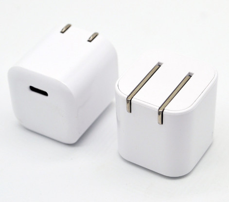 เครื่องชาร์จโทรศัพท์มือถือแบบพกพาสากลอย่างรวดเร็ว 5W 12W 18W 20W 30W 40W 66W