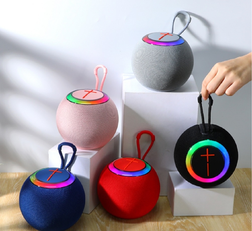 ลำโพงบลูทูธ 5.3 แบบพกพา ETEK พร้อมไฟ RGB 1500mAh สายคล้อง AUX TF FM USB เล่น